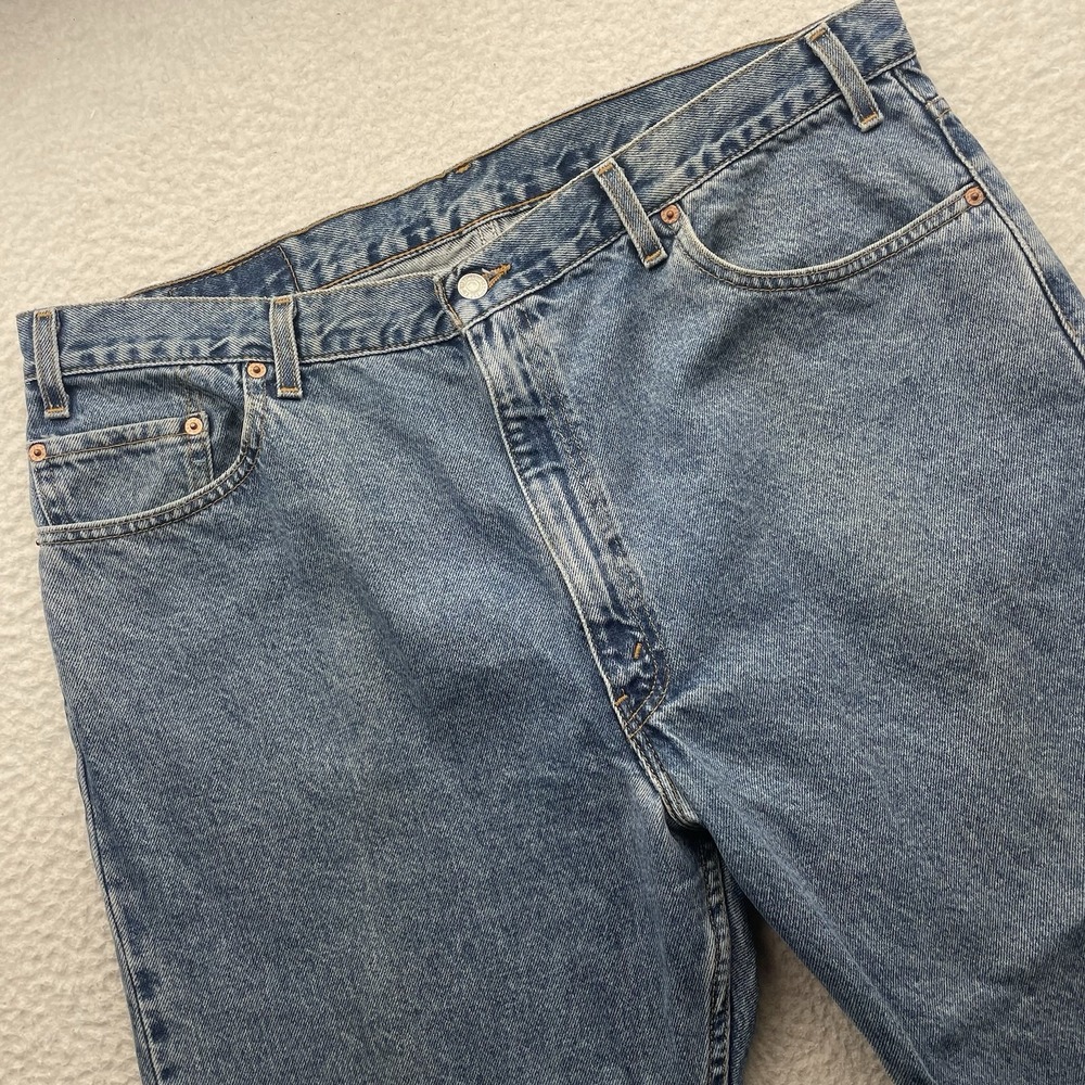 VTG Levis 505 Jeans Mens 42x32 Regular Fit Straight Leg Y2K Light Wash Blue
